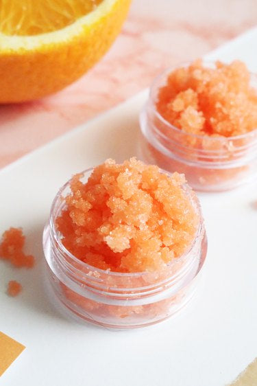 Lip scrub