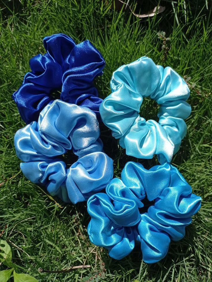 4 blue shades of scrunchies